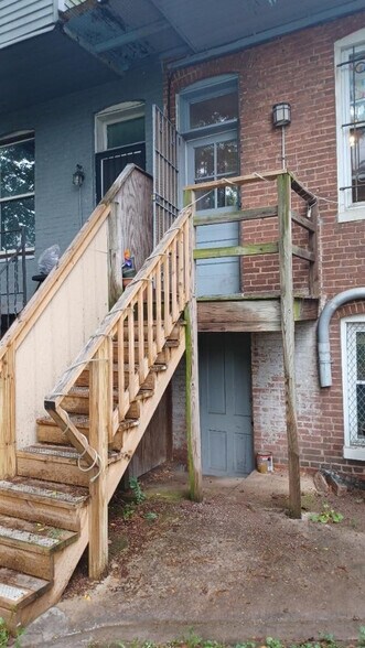 Building Photo - 2841 n Calvert Street