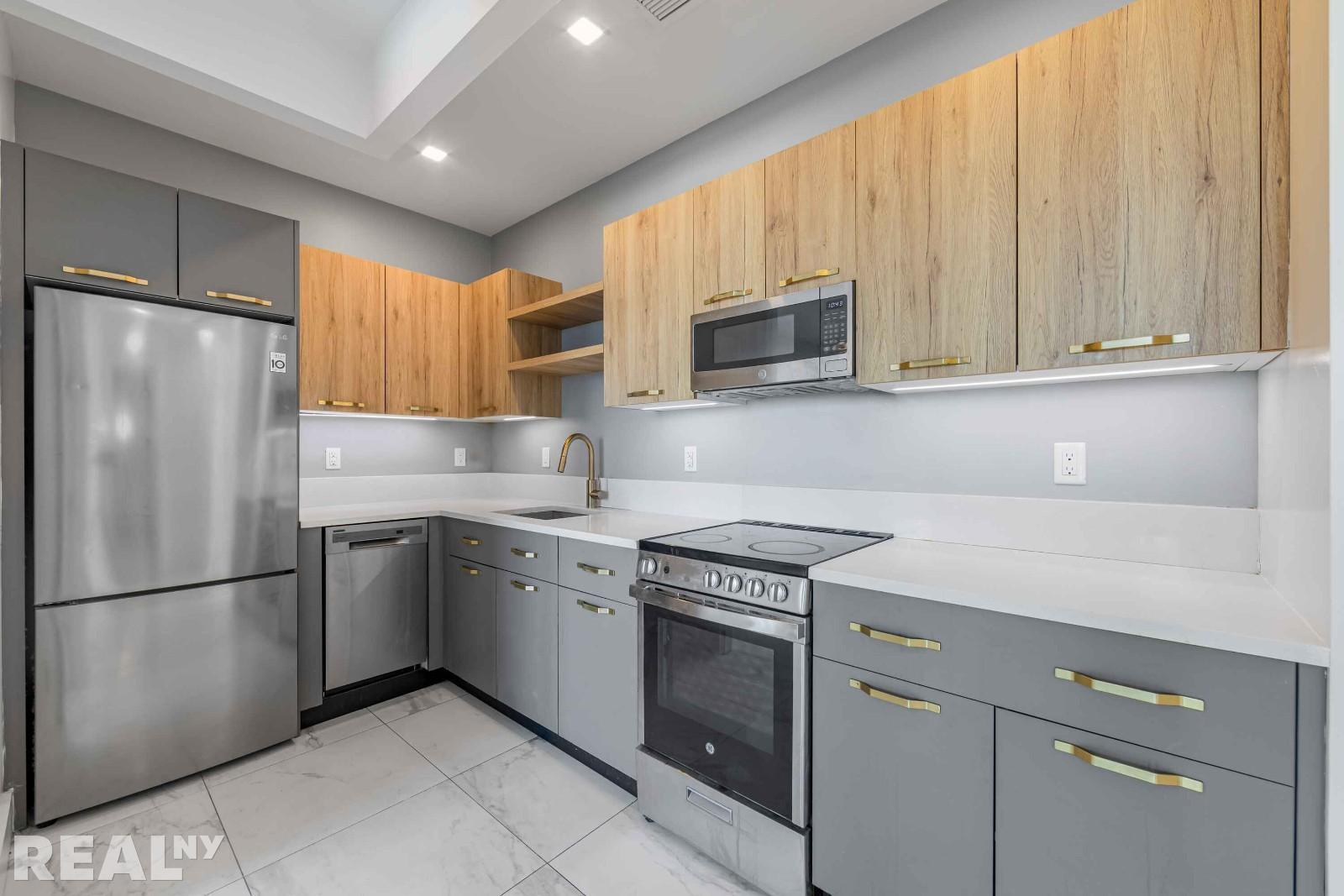 Building Photo - 1801 Broadway