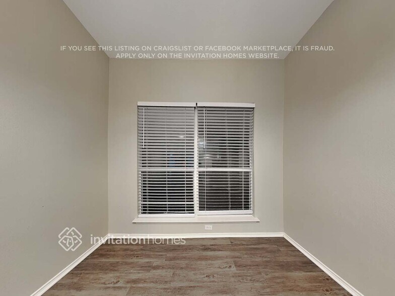 Building Photo - 6717 Flamewood Dr