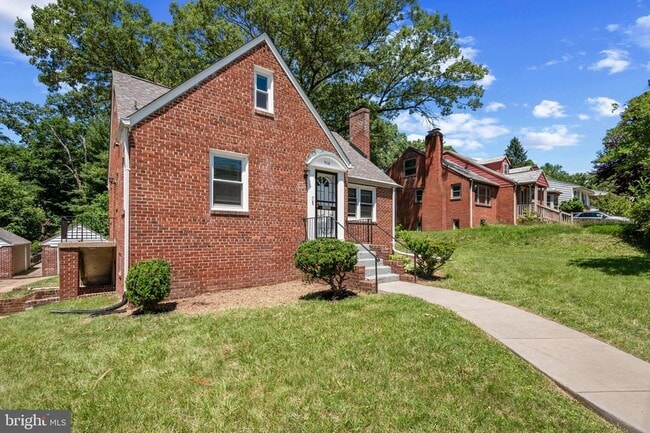 Building Photo - 9110 Autoville Dr
