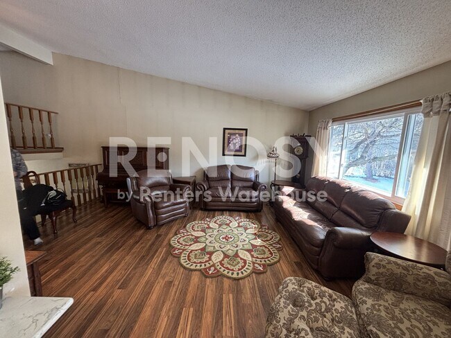 Building Photo - 15536 Garfield Cir
