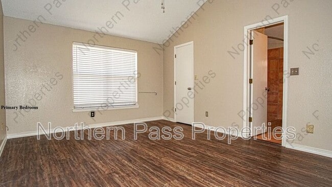 Building Photo - 4553 Gen Maloney Cir