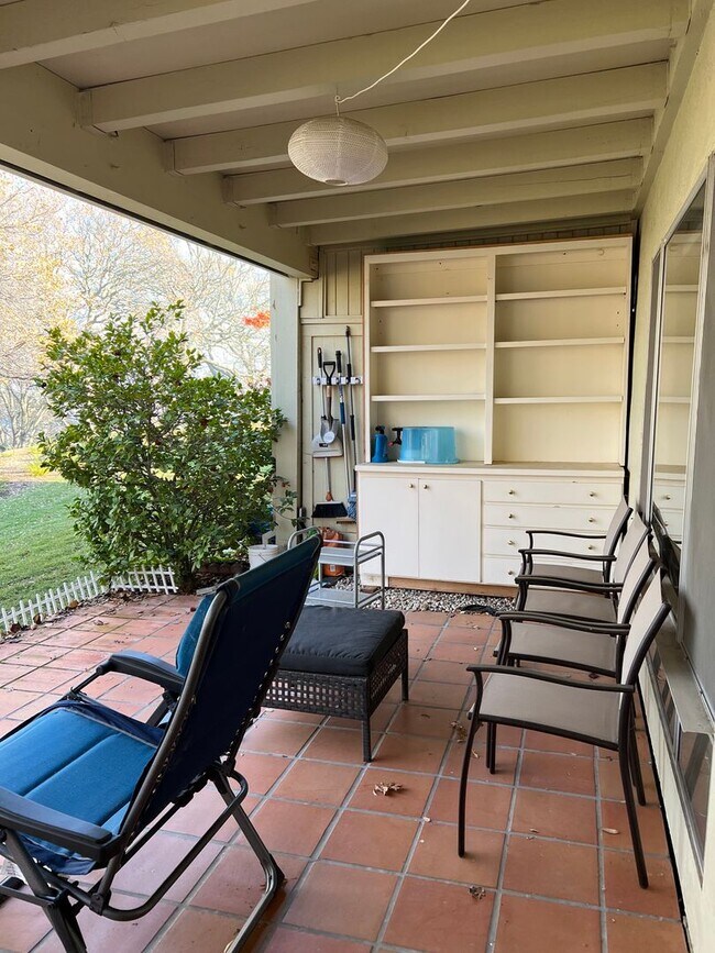 Building Photo - 2740 Ptarmigan Dr