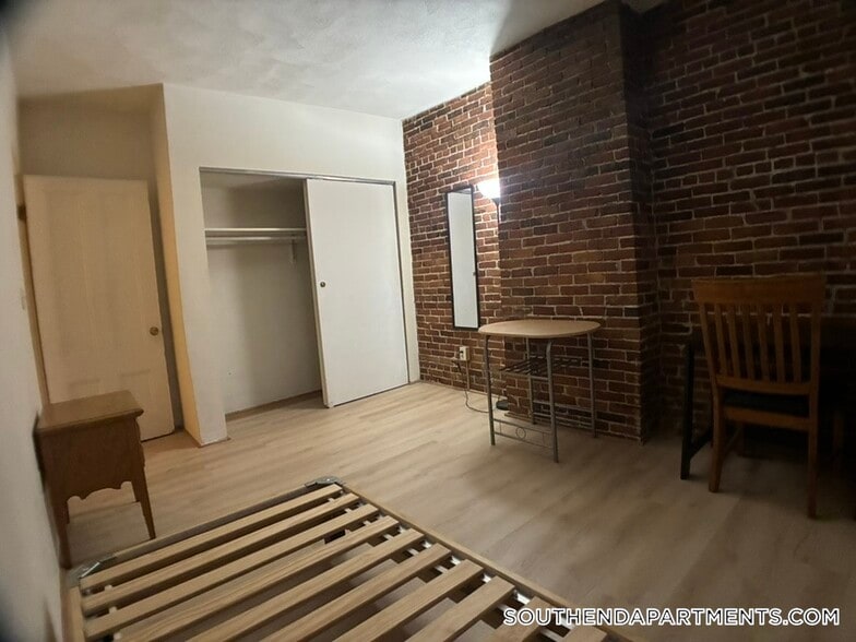 Building Photo - 23 Worcester Square