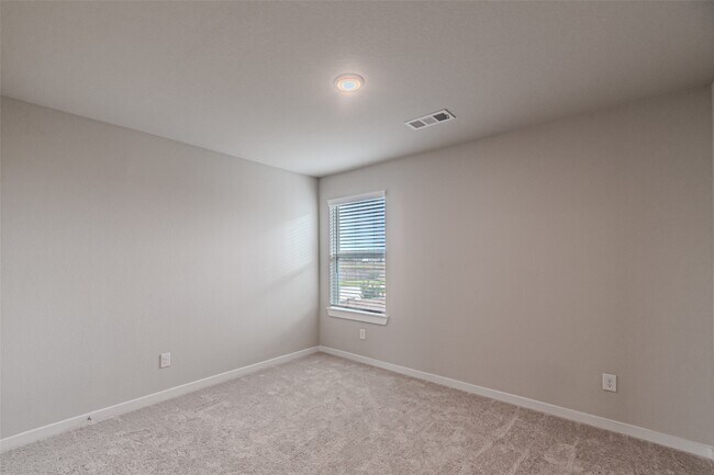 Building Photo - 21606 Wave Holw Dr