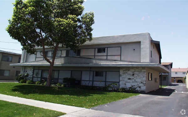 Building Photo - Rondeau palms