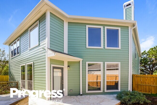Building Photo - 8727 Sarasota Woods