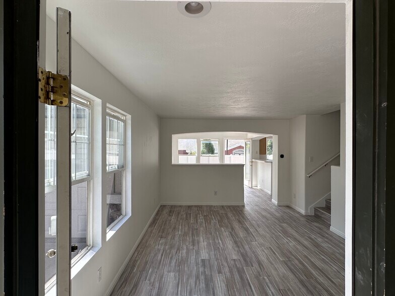 Building Photo - 1129 W 1390 S