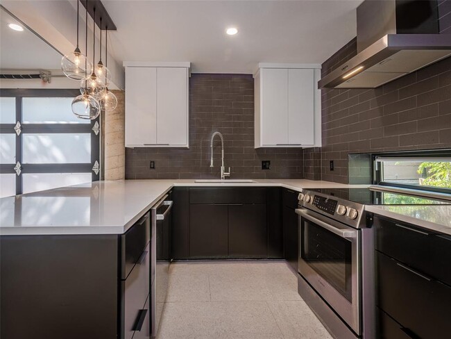 Building Photo - 3405 Fruth St