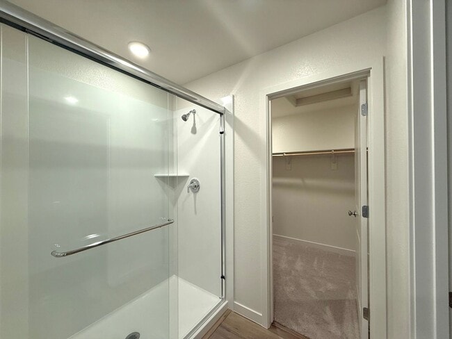 Building Photo - Modern West Sacramento Home Now for Lease