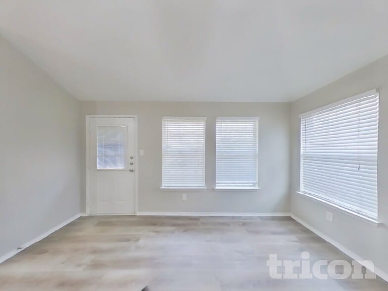 Building Photo - 1602 Canary Island Ct