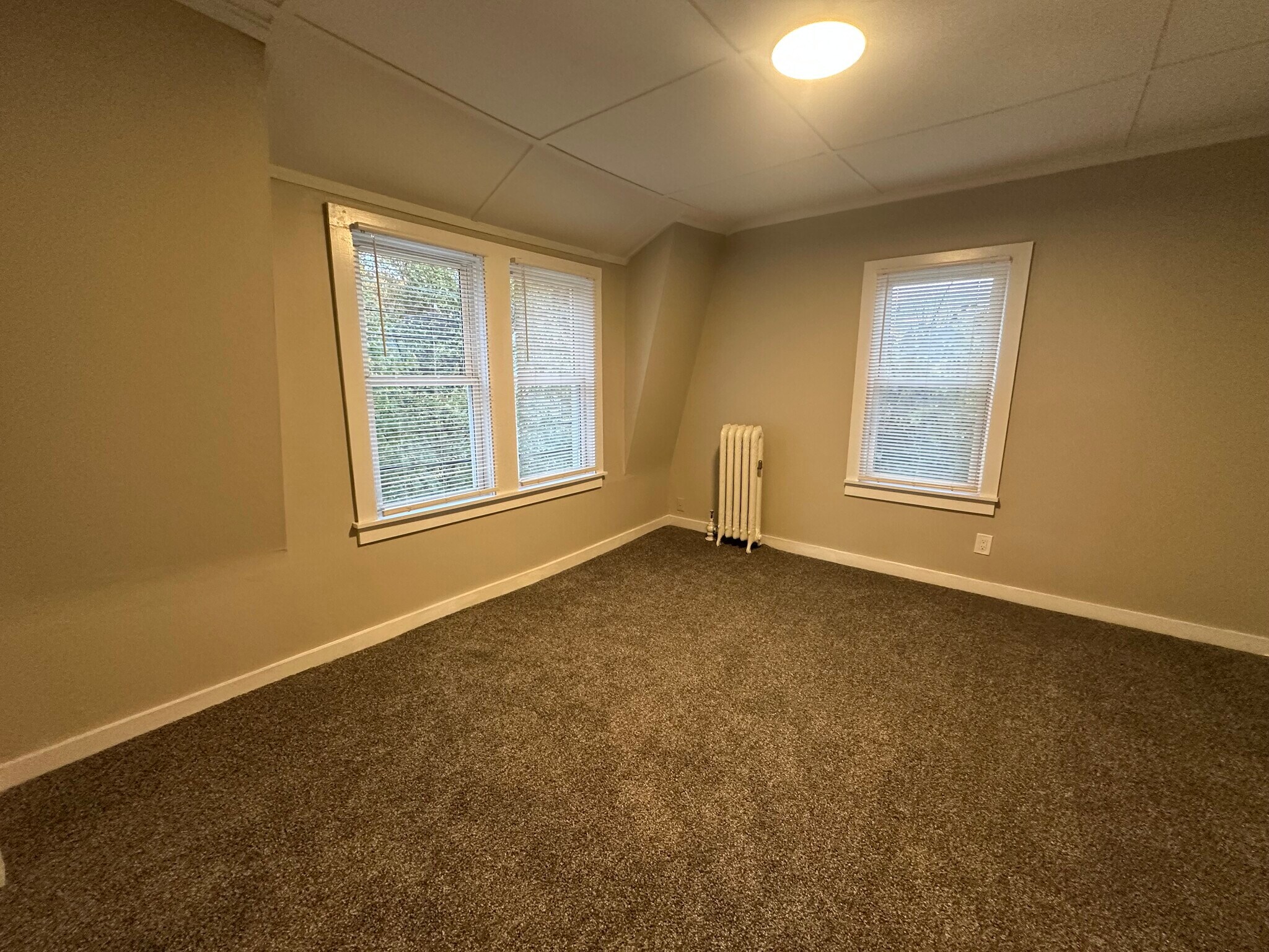 Building Photo - 51 Freeman Ave