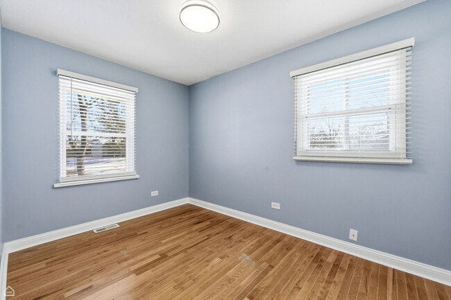 Building Photo - 22180 Navaho Ave