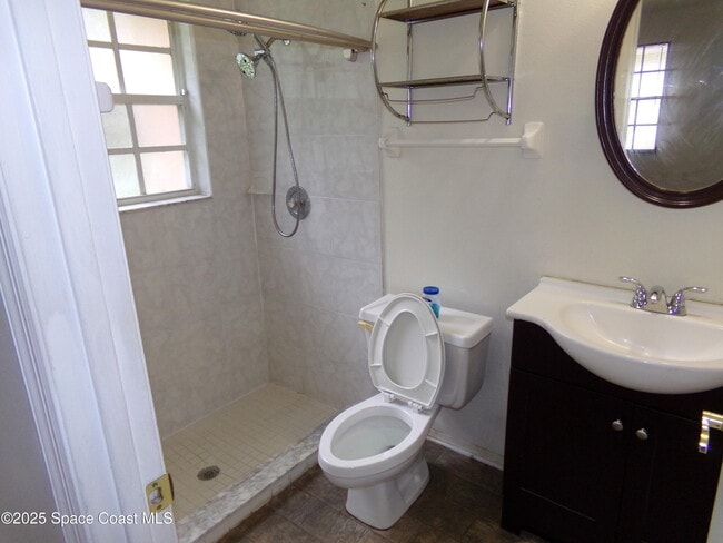 Building Photo - 310 Seahorse Cir SE