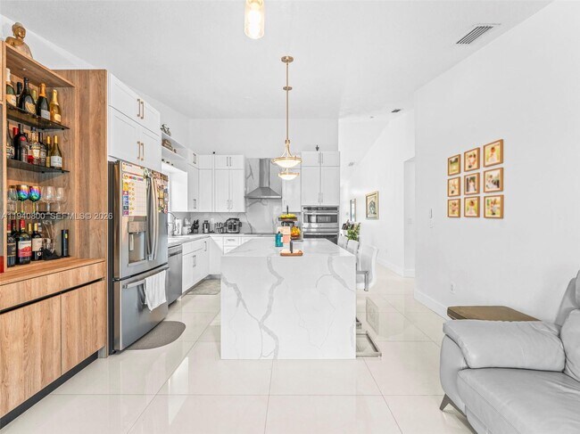 Building Photo - 15805 SW 79th Terrace