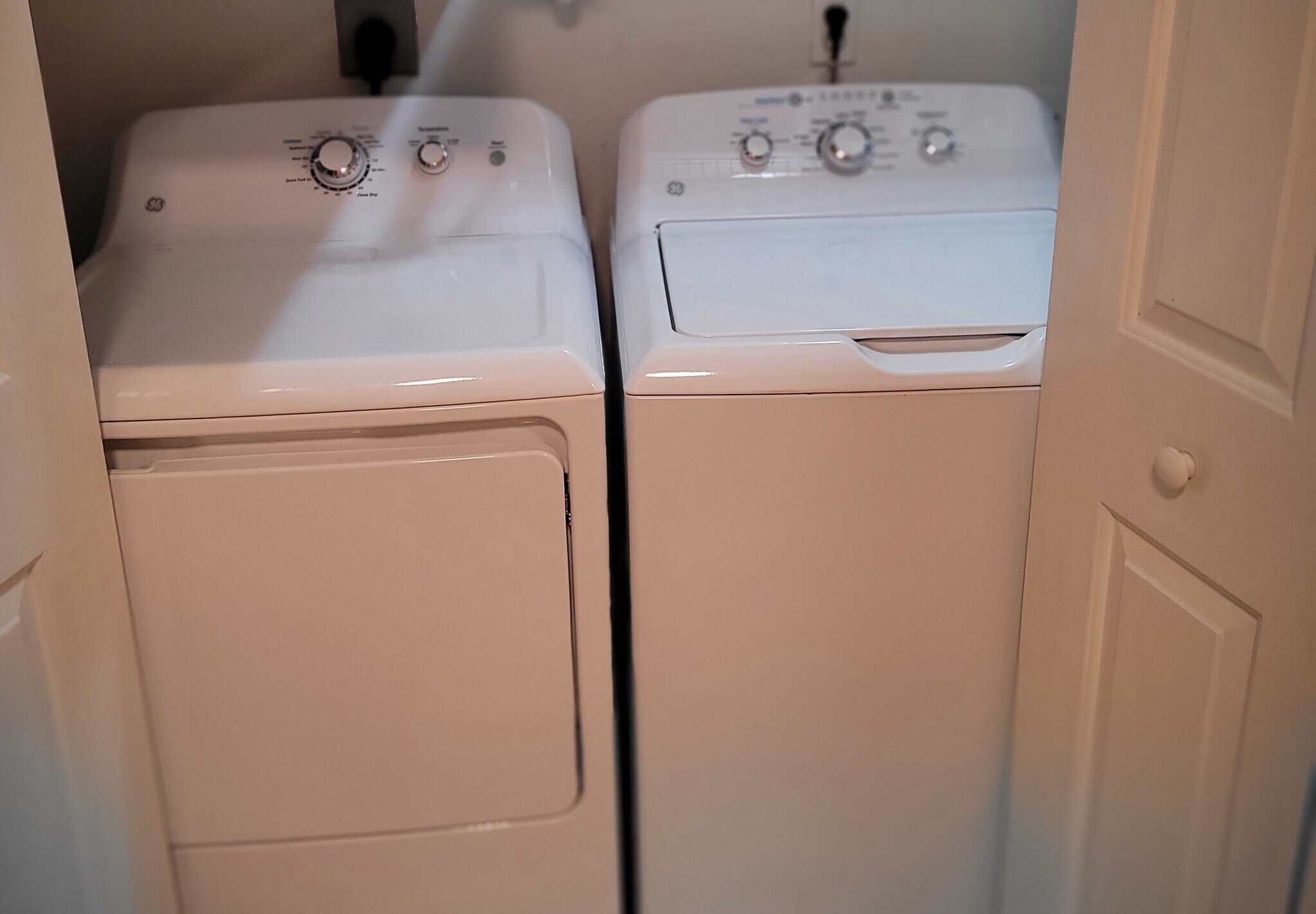 Full Size - 12 Krista Cir