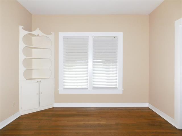 Building Photo - 317 Stroud St