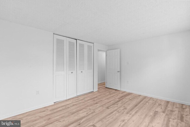 Building Photo - 3500 Manis Rd
