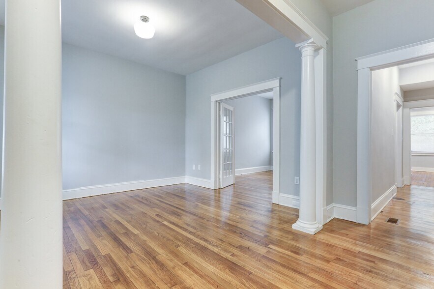 Building Photo - 421 Chimborazo Blvd