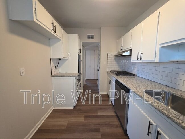 Building Photo - 1516 Gregory St