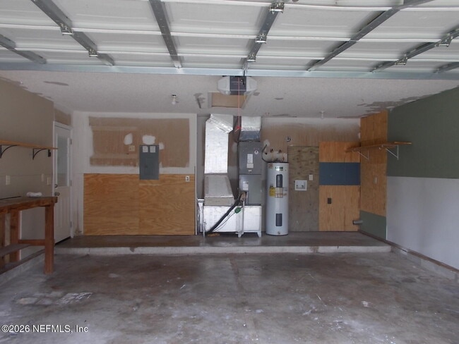 Building Photo - 7529 Falcon Trace Dr W