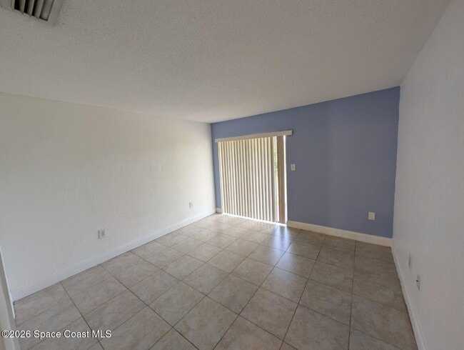 Building Photo - 3645 Barna Ave
