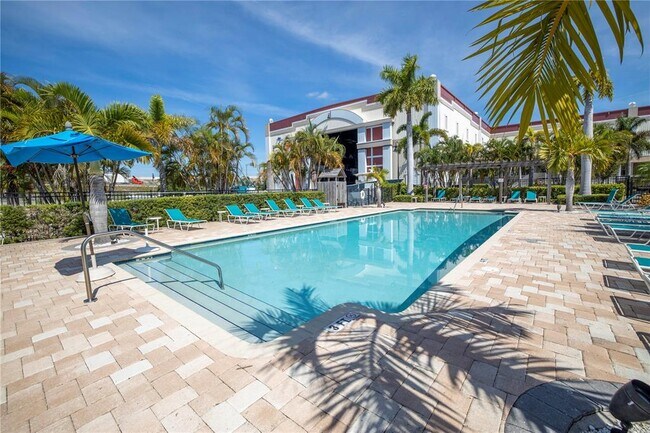 Building Photo - 6036 Anchorage Way S