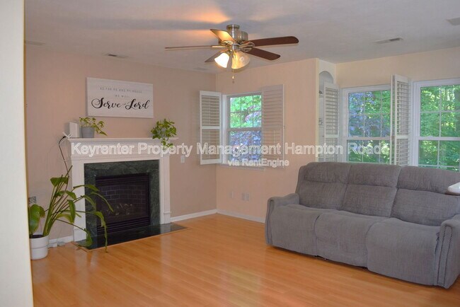 Building Photo - 1125 Lady Ashley Dr