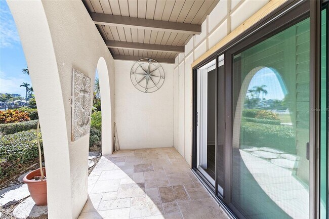 Building Photo - 505 Plaza Seville Ct