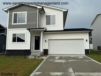 Building Photo - Bright 3-Bed / 2.5-Bath Home in Norwalk (1...