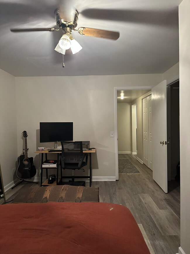 Building Photo - 3504 Galahad Dr