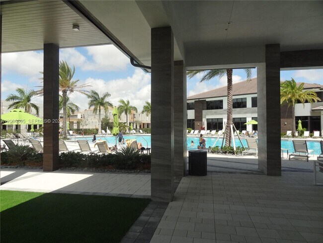 Building Photo - 4670 NW 84th Ave