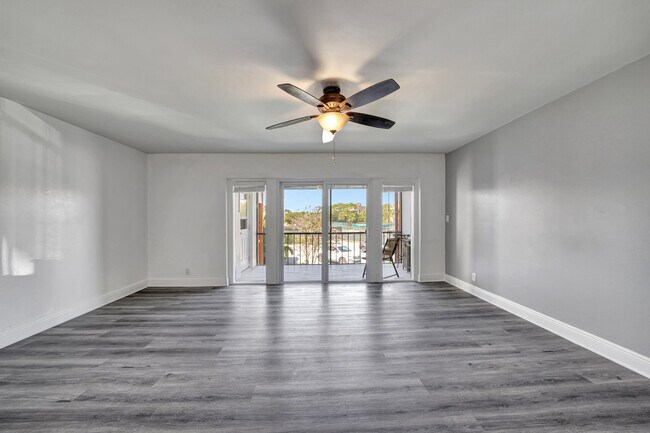 Building Photo - 516 Osprey Dr