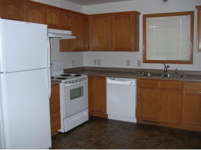 Building Photo - 1206 Hansen St