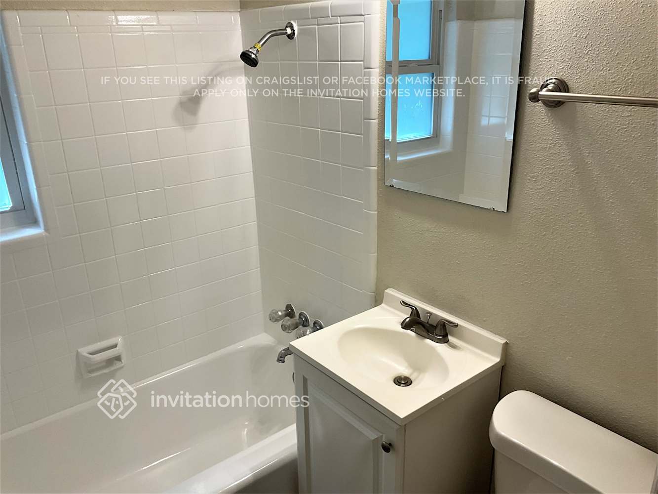 Building Photo - 1406 30th St W