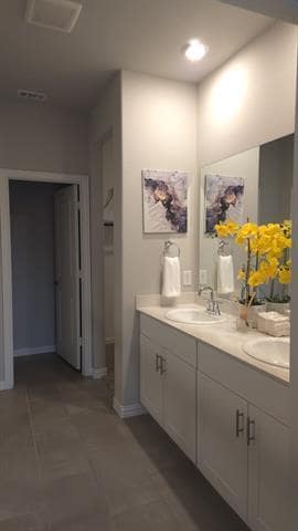 Building Photo - 3401 Triumph Dr