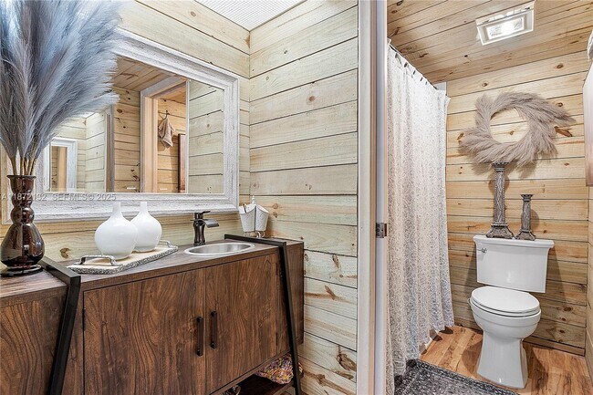 Building Photo - 12901 SW 15th Ct