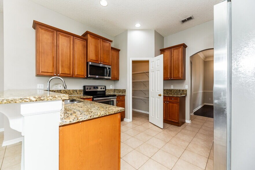 Building Photo - 233 Bell Branch Ln