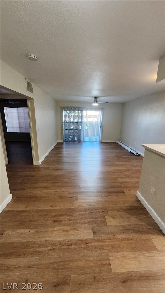 Building Photo - 1909 High Valley Ct