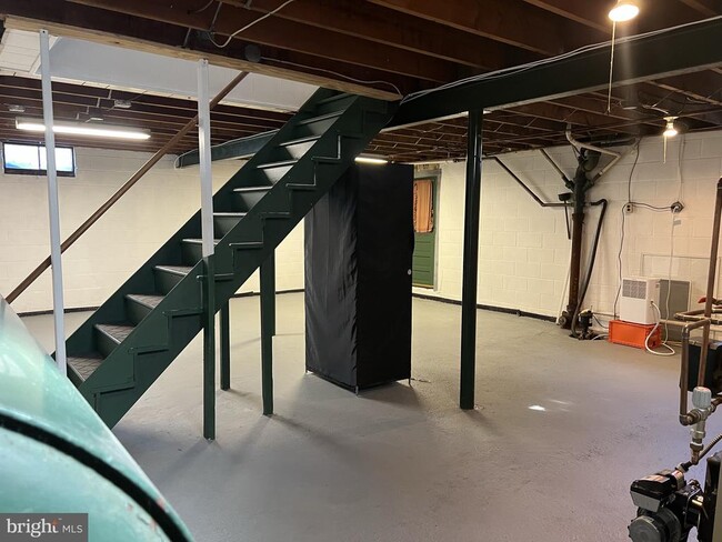 Building Photo - 138 E 7 Stars Rd