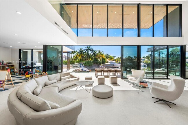 Building Photo - 1102 Washington St