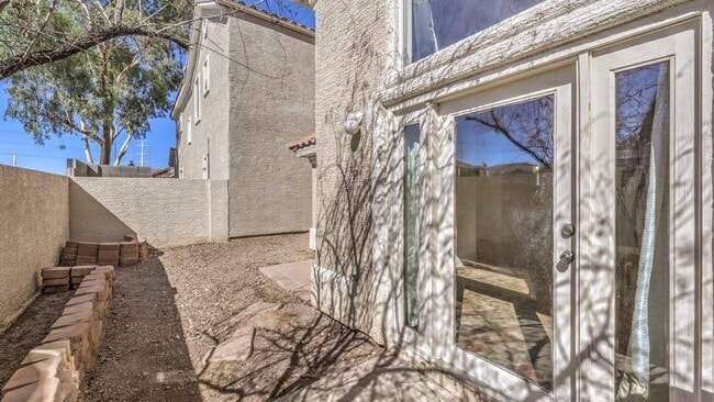 Building Photo - 1425 Bow Creek Ct