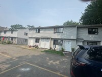 Building Photo - 5-7 Warner St Ext