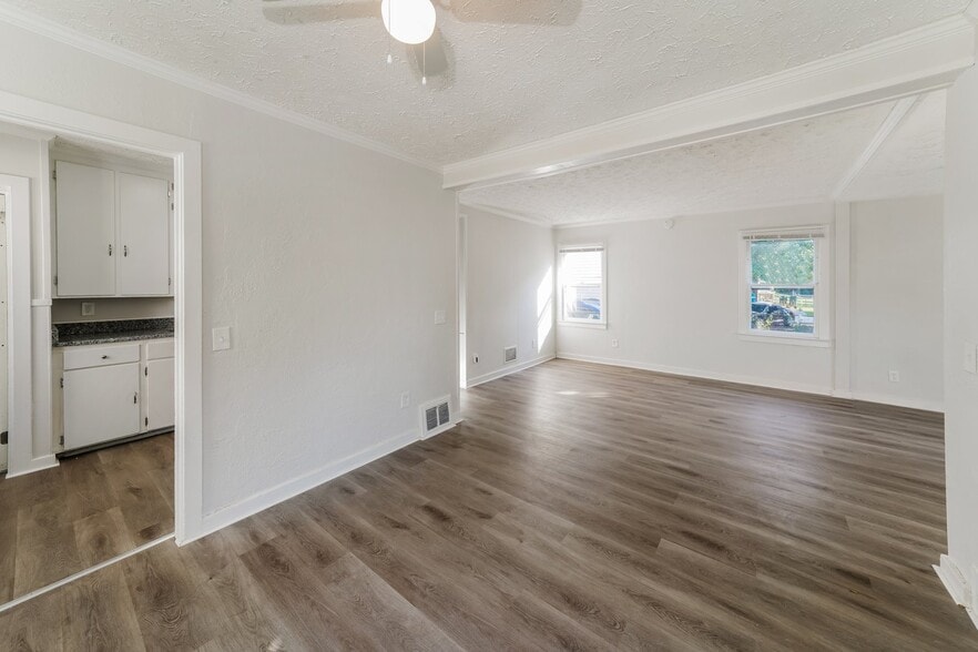 Building Photo - 46 Halford St