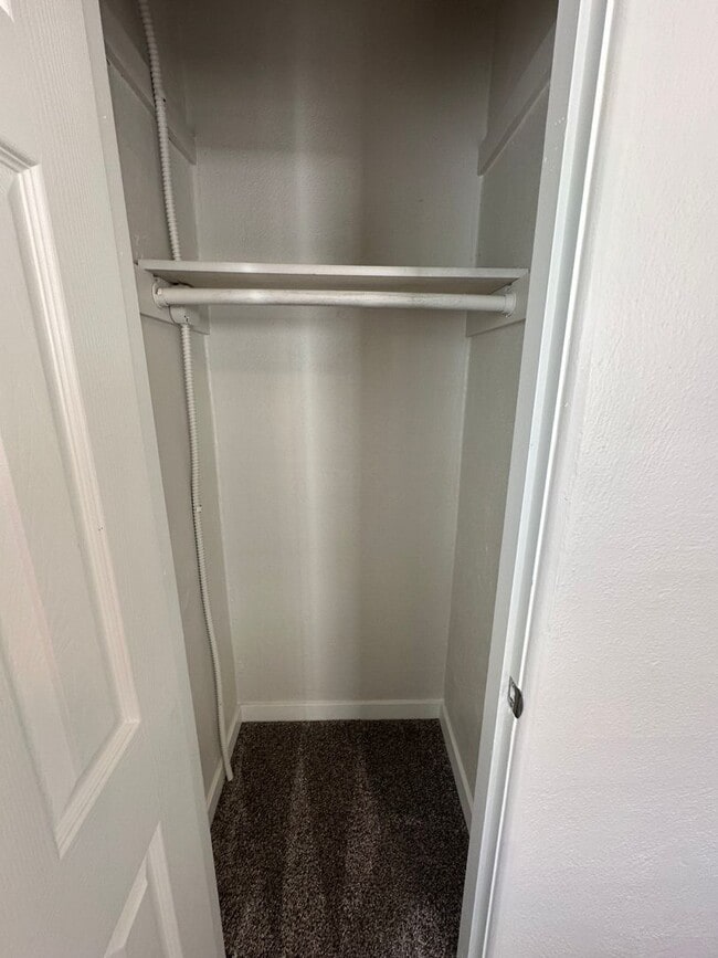 Building Photo - Adorable remodeled in 2023 2 bedroom 1 bathroom duplex available soon!