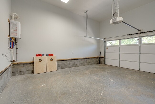 Building Photo - 521 Camden Dr