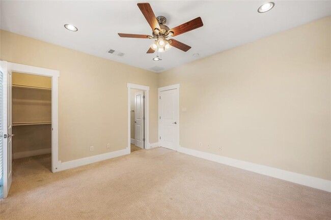 Building Photo - 1007 Taulbee Ln