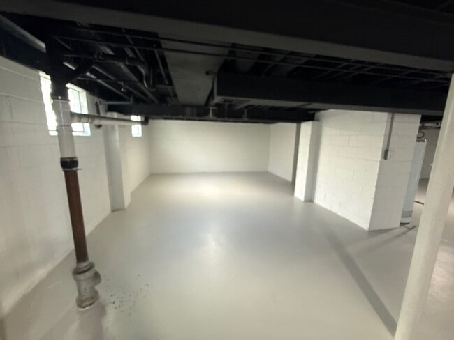 Building Photo - SFH Montgomery