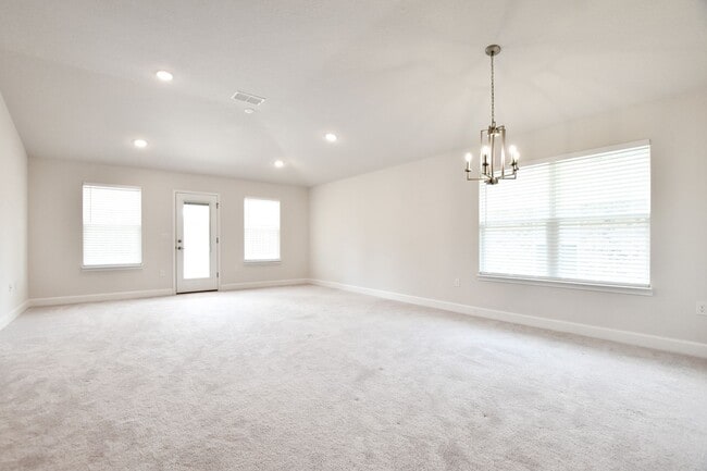 Building Photo - 15975 NW 123rd Ave