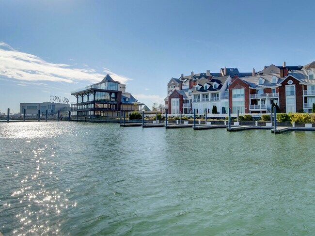 Building Photo - 15 Freedom Way